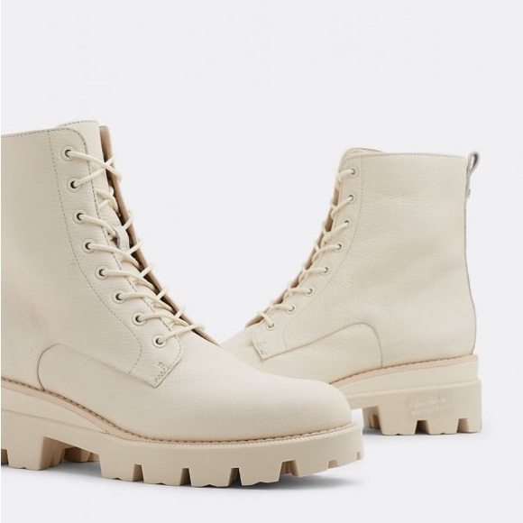 SAM EDELMAN

Garret Combat Boots
8.5 - Picture 2 of 11